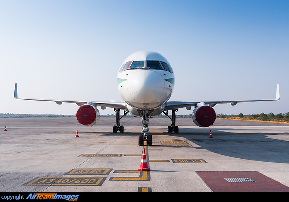 Boeing 757-23N(PCF) Boeing 757-23N(PCF)