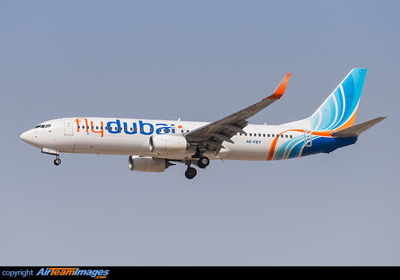 Boeing 737-8KN Boeing 737-8KN