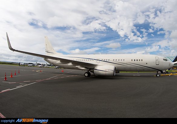 Here to take a UK singer back home after last concert on Sunday night. Boeing Business Jet BBJ2