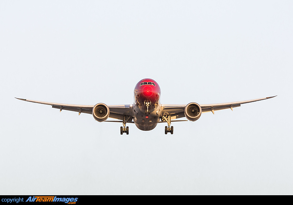 Boeing 787-9 Dreamliner Boeing 787-9 Dreamliner