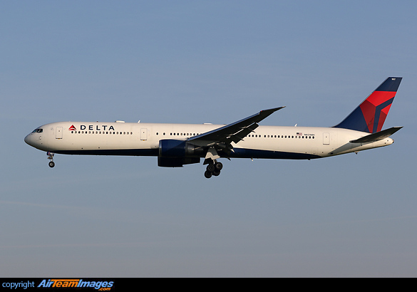 Boeing 767-432/ER Boeing 767-432/ER