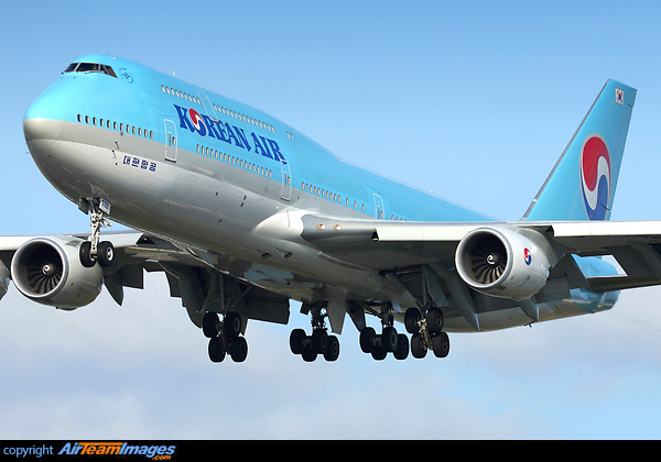 Boeing 747-8B5 Boeing 747-8B5