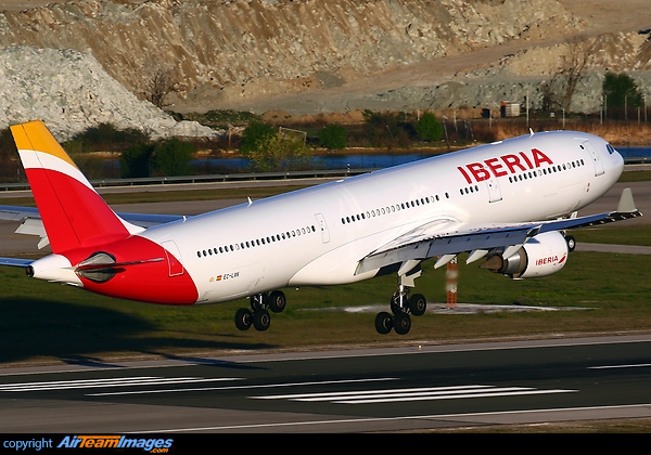 Airbus A330-302 Airbus A330-302