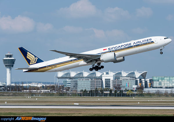 Boeing 777-312/ER Boeing 777-312/ER