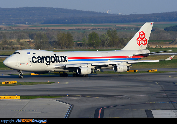 Boeing 747-4R7F/SCD Boeing 747-4R7F/SCD