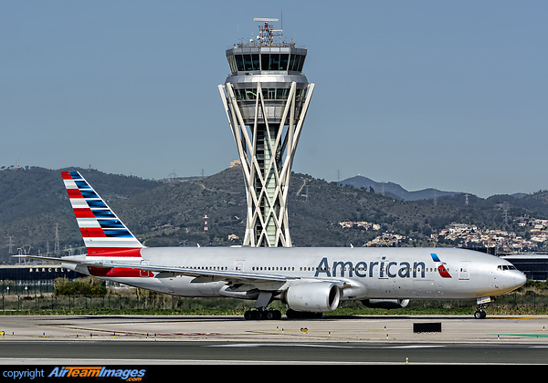 Boeing 777-223/ER Boeing 777-223/ER