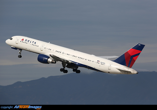 Boeing 757-232 Boeing 757-232
