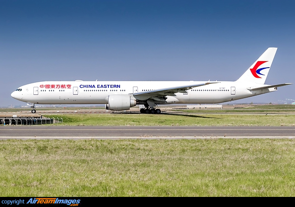 Boeing 777-39P/ER Boeing 777-39P/ER
