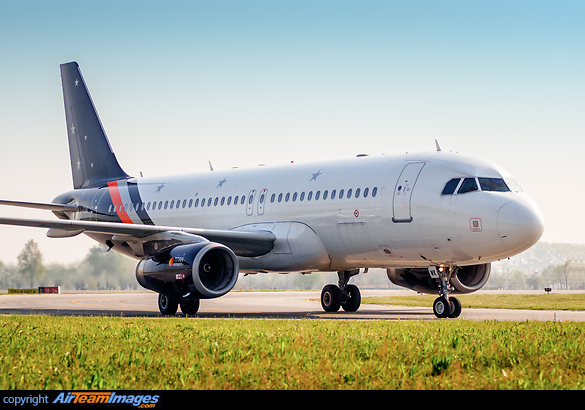 Airbus A320-233 Airbus A320-233
