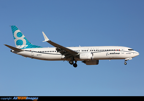 Boeing 737-8 MAX Boeing 737-8 MAX