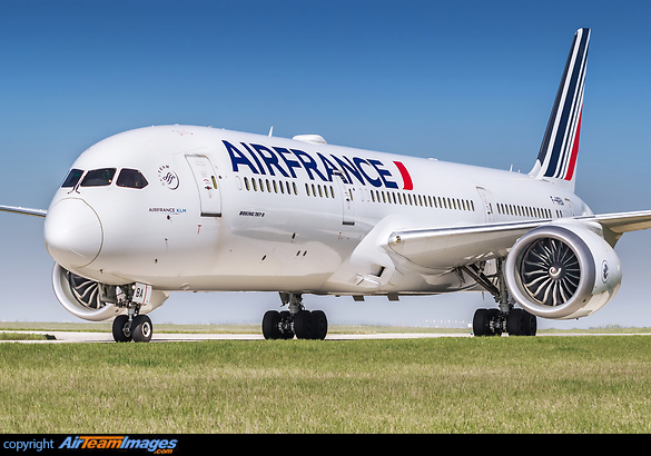 Boeing 787-9 Dreamliner Boeing 787-9 Dreamliner