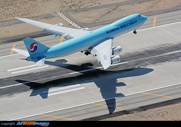 Boeing 747-8B5F Boeing 747-8B5F