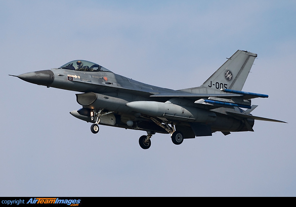 F-16AM Fighting Falcon F-16AM Fighting Falcon