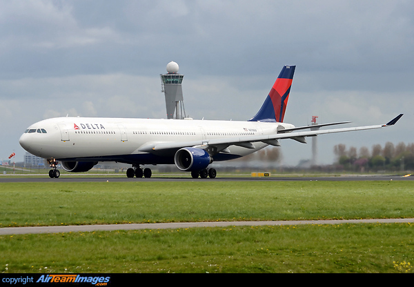 Airbus A330-323X Airbus A330-323X