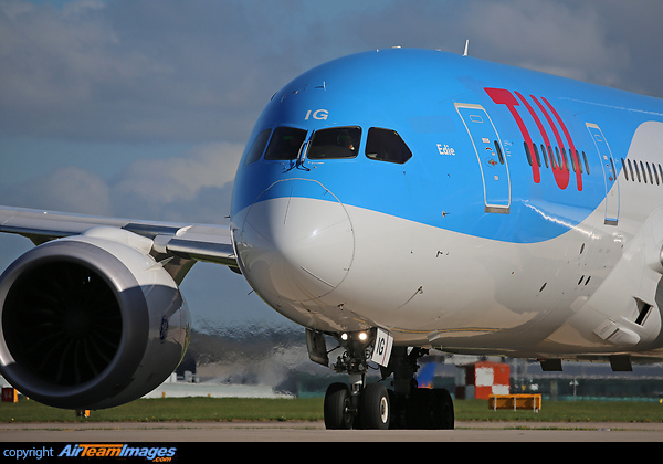 Boeing 787-8 Dreamliner Boeing 787-8 Dreamliner