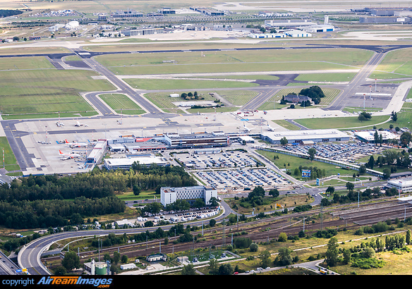 Berlin Schoenefeld Airport Berlin Schoenefeld Airport