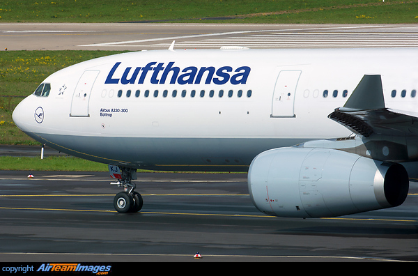 Airbus A330-343X Airbus A330-343X