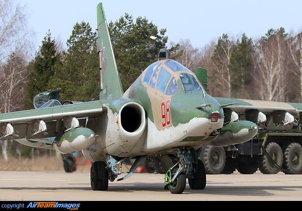 Sukhoi Su-25UB Sukhoi Su-25UB