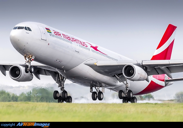 Airbus A340-313X Airbus A340-313X