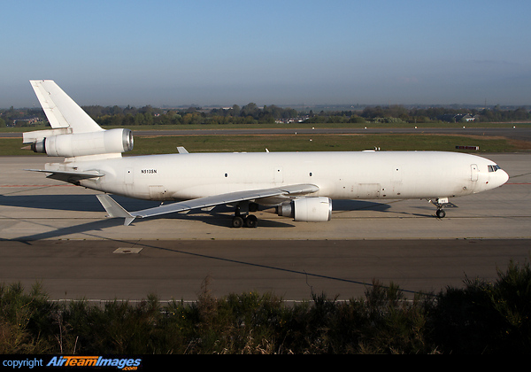 Operated by Western Global airlines. McDonnell Douglas MD-11F