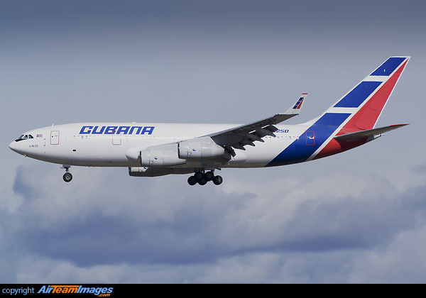 Ilyushin Il-96-300 Ilyushin Il-96-300