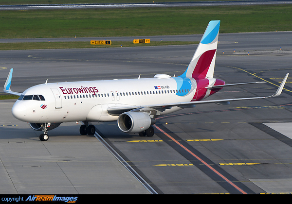 Airbus A320-214 Airbus A320-214
