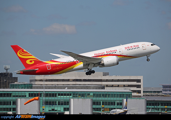 Hainan Airlines has introduced the Boeing 787 Dreamliner on the Beijing - Manchester service. Boeing 787-8 Dreamliner