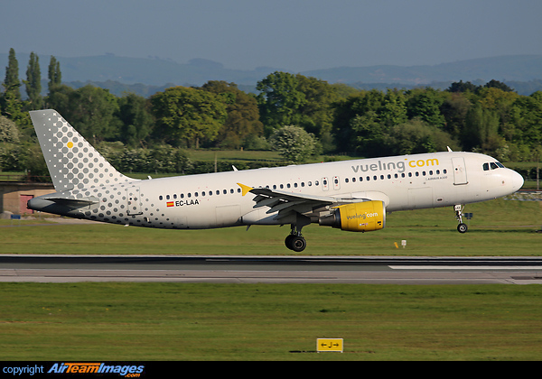 Airbus A320-214 Airbus A320-214