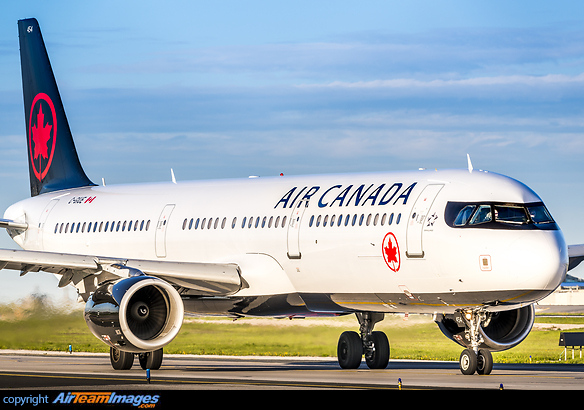 Airbus A321-211 Airbus A321-211
