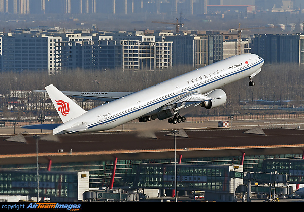 Boeing 777-39L/ER Boeing 777-39L/ER