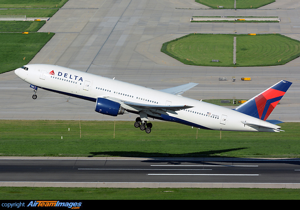 Boeing 777-232/ER Boeing 777-232/ER