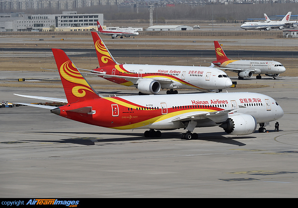 Boeing 787-8 Dreamliner Boeing 787-8 Dreamliner