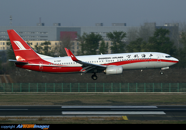 Boeing 737-86N Boeing 737-86N