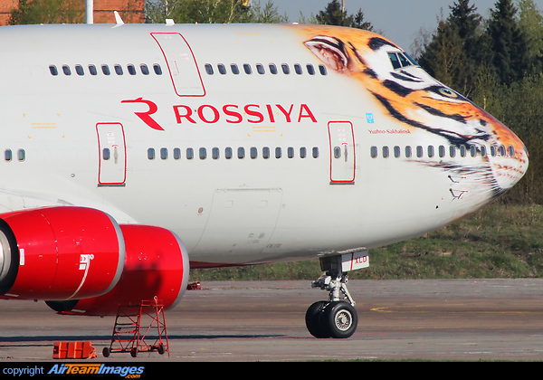 Boeing 747-446 Boeing 747-446