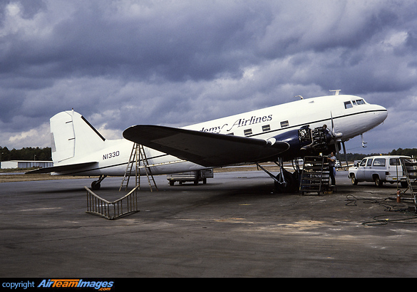 Sixth DC-3 off the production line. Douglas DC-3A
