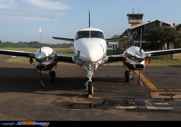 Beechcraft King Air 90 Beechcraft King Air 90