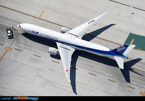 Boeing 777-381/ER Boeing 777-381/ER