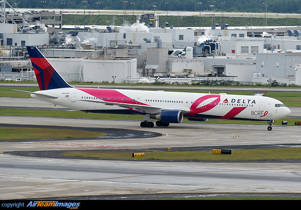 Boeing 767-432/ER Boeing 767-432/ER