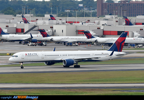 Boeing 757-351 Boeing 757-351