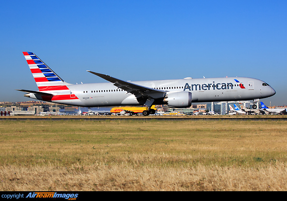 Boeing 787-9 Dreamliner Boeing 787-9 Dreamliner