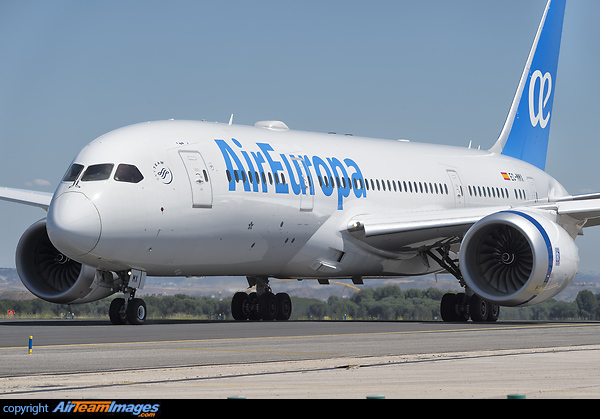 Boeing 787-8 Dreamliner Boeing 787-8 Dreamliner