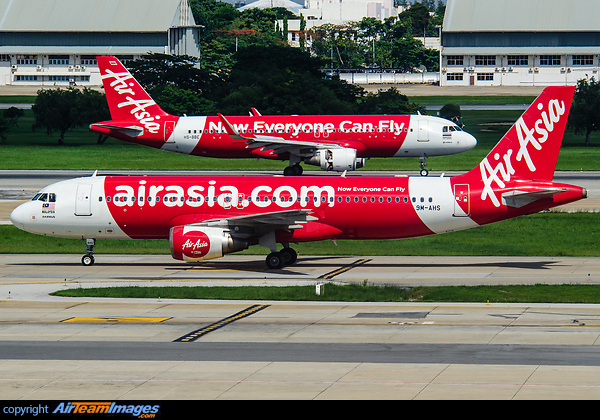 Airbus A320-216 Airbus A320-216