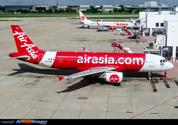 Airbus A320-216 Airbus A320-216