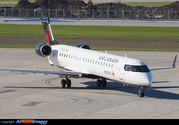 Bombardier CRJ-900 Bombardier CRJ-900