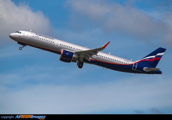 Airbus A321-211 Airbus A321-211