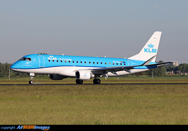 Embraer ERJ-175STD Embraer ERJ-175STD