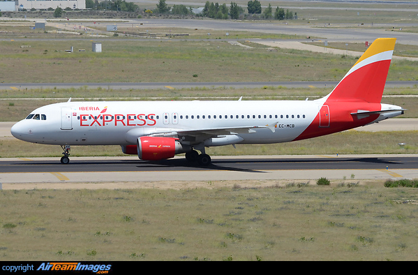 Airbus A320-214 Airbus A320-214