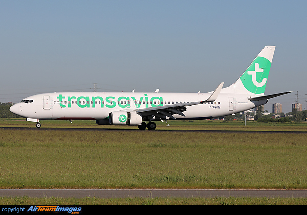 Boeing 737-84P Boeing 737-84P
