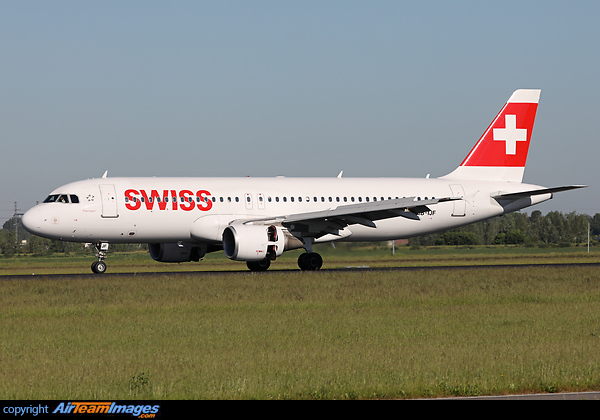 Airbus A320-214 Airbus A320-214