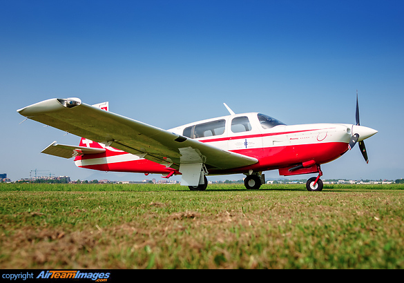 Mooney M-20R Ovation Mooney M-20R Ovation
